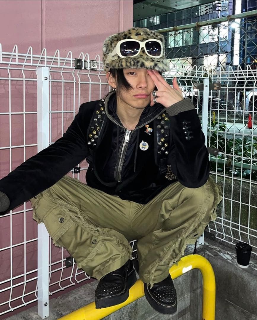 【激レア】 あおば着用 フットザコーチャー スタッズ ブラック ブーツ