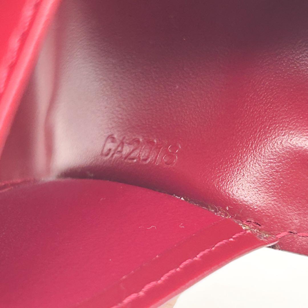 【ルイヴィトン】ミュルティクレ4 ヴェルニ レッド M91211 4連キーケース