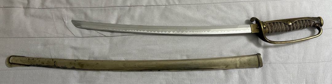 日本軍　尉官用両手握りサーベル　指揮刀　模造刀