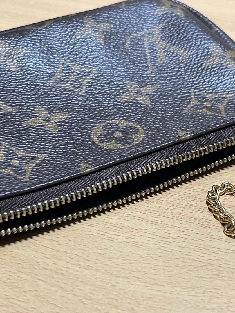 ルイヴィトン アクセソワールミニポシェット アクセサリーポーチ