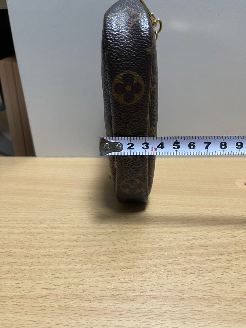 ルイヴィトン アクセソワールミニポシェット アクセサリーポーチ