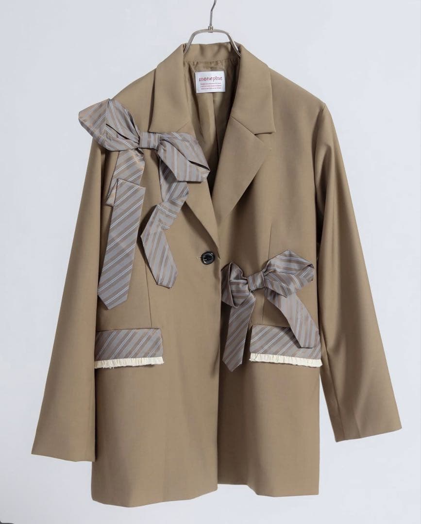 かきぶちももの monepine ネクタイ風リボンデザインジャケット