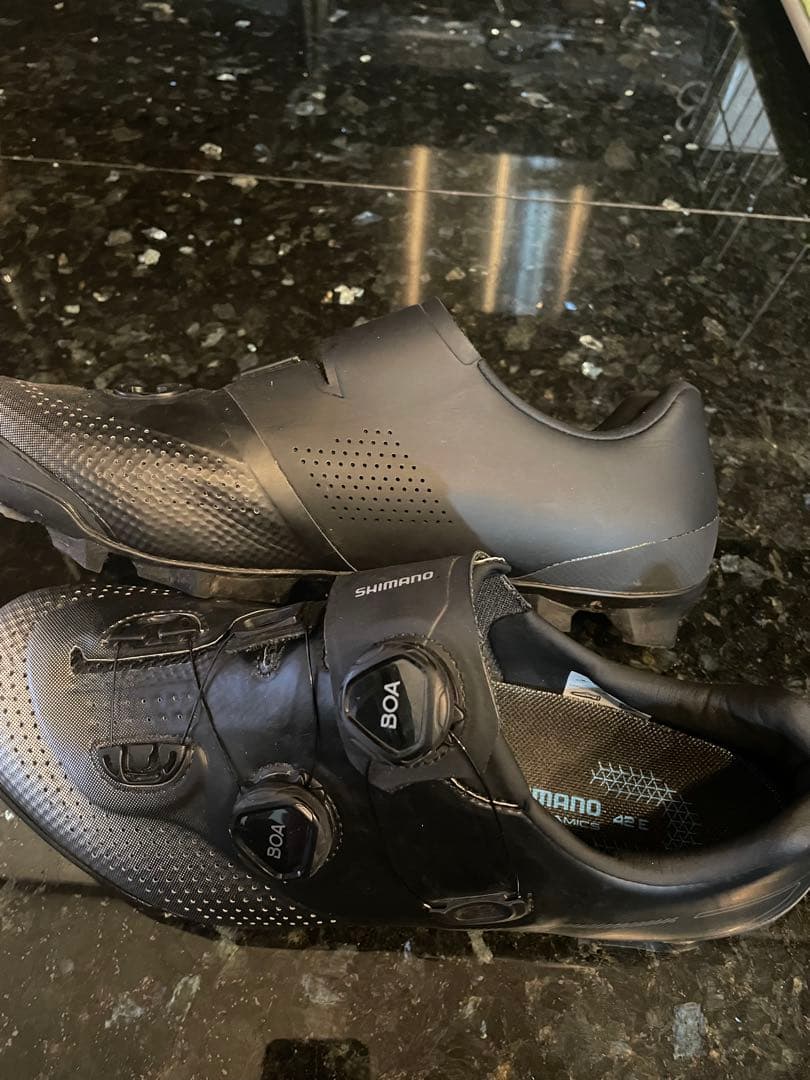 SHIMANO XC7 SH-XC702 （42E、26.5cm）