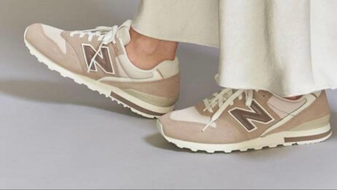 New Balanceスニーカー　WL996