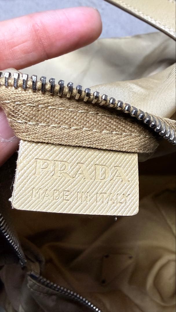 プラダ　バッグ　PRADA ナイロンバッグ