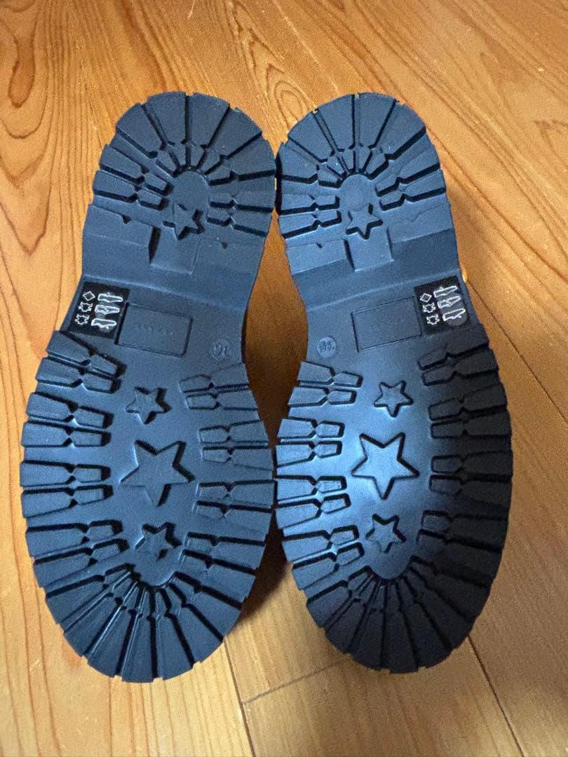 新品！　Sézane セザンヌ　ブラック Tストラップシューズ