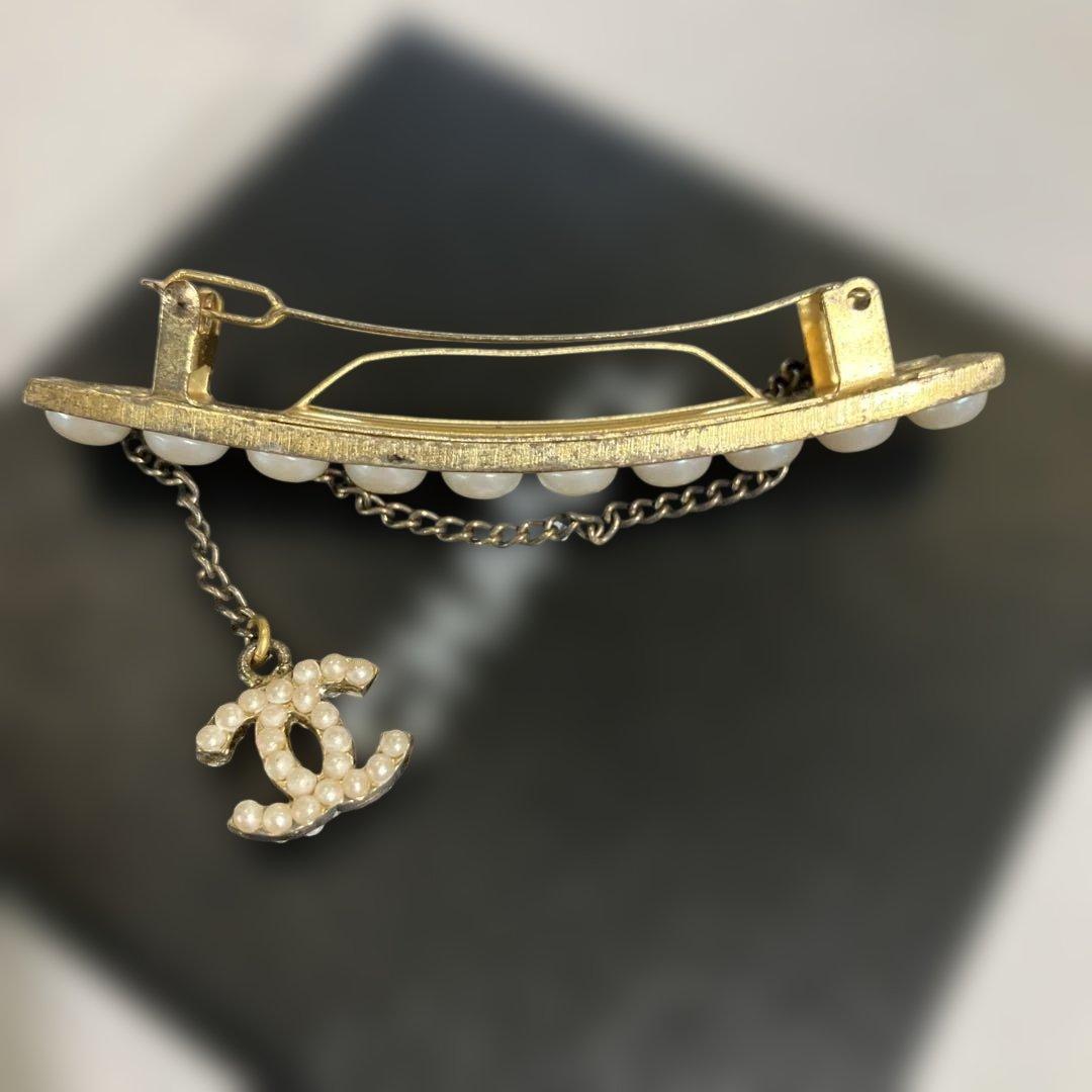 CHANEL バレッタ　ココマーク　パール　チェーンデザイン　シャネル　箱付き