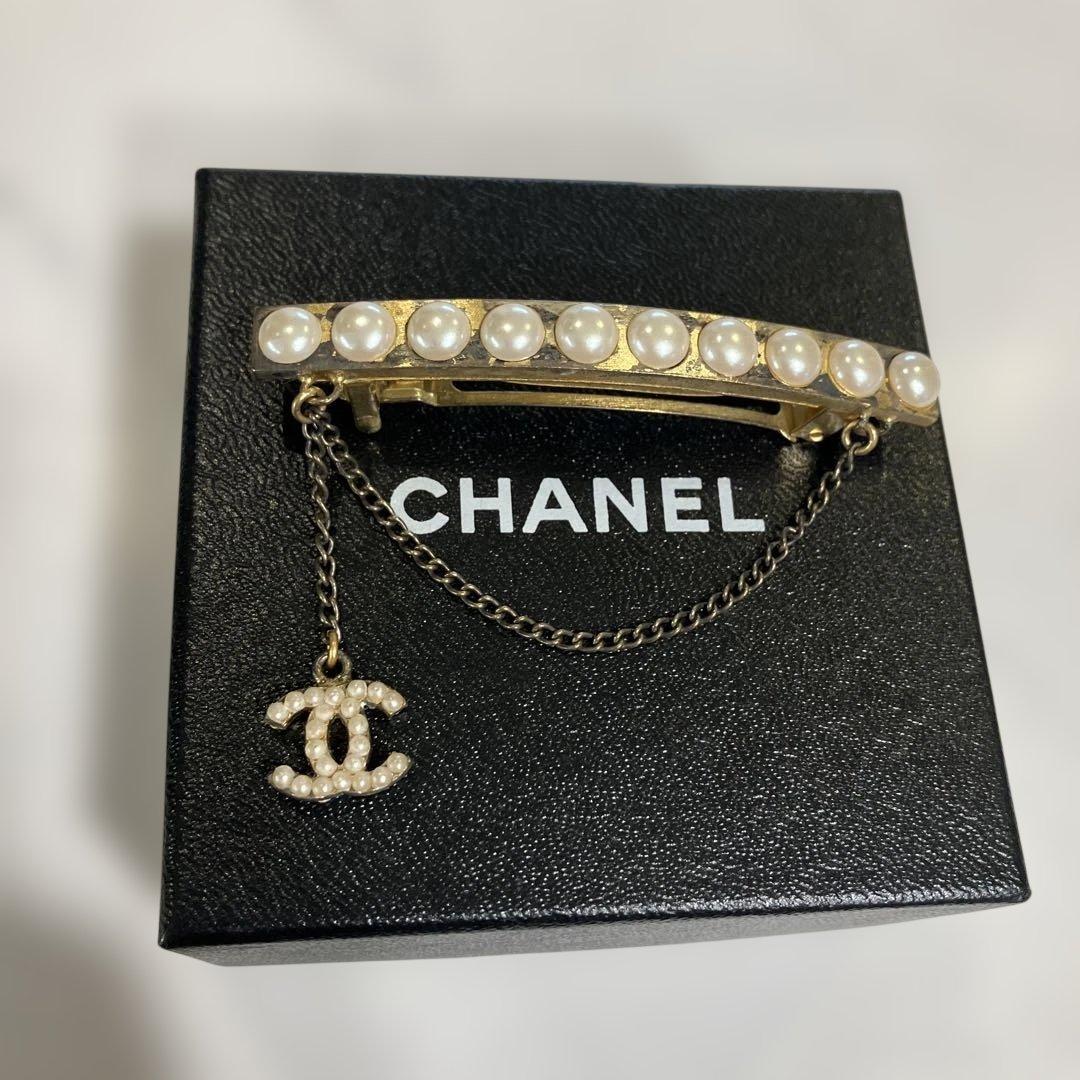 CHANEL バレッタ　ココマーク　パール　チェーンデザイン　シャネル　箱付き