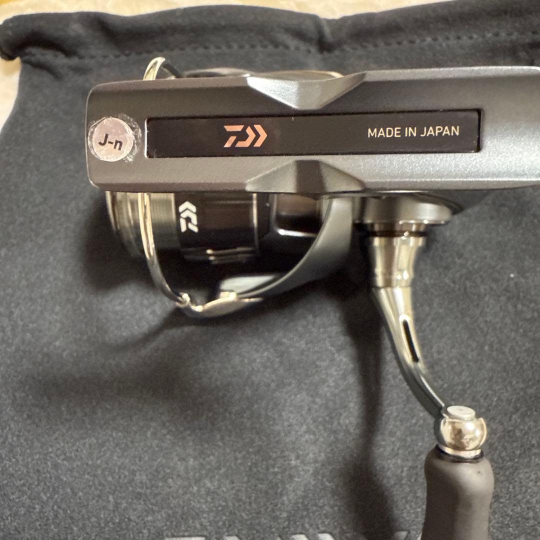 DAIWA エアリティ ST SF2000SS-P スピニングリール