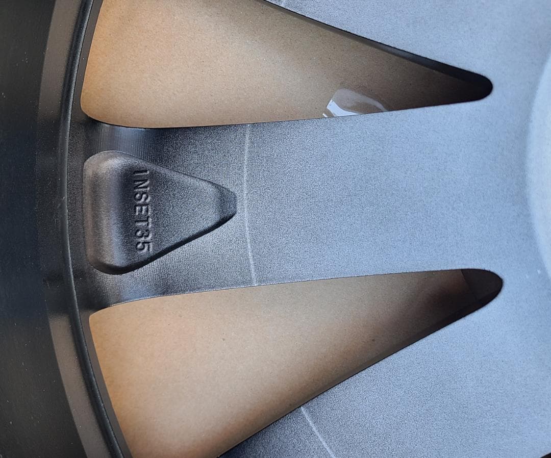 TOYOTA　クラウンスポーツ　純正アルミホイール（へっぷりボーイ）