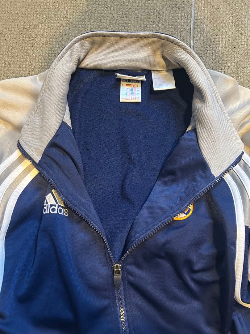 ジ*ジ様 【希少】adidas Real Madrid トラックジャケット