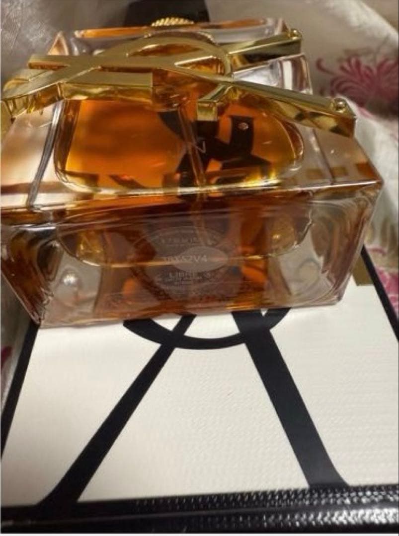 イヴ・サンローラン　リブレ　オーデパルファム　アンタンス　30ml 刻印　JIN