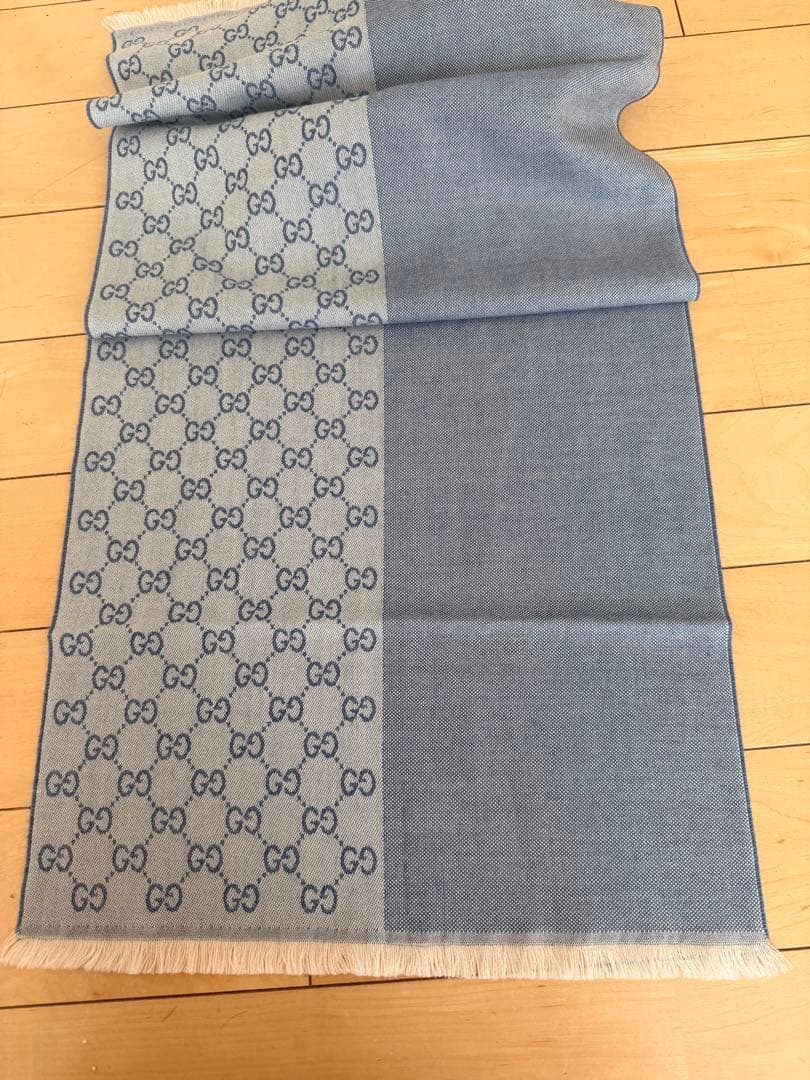 GUCCI GGロゴマフラー ブルー