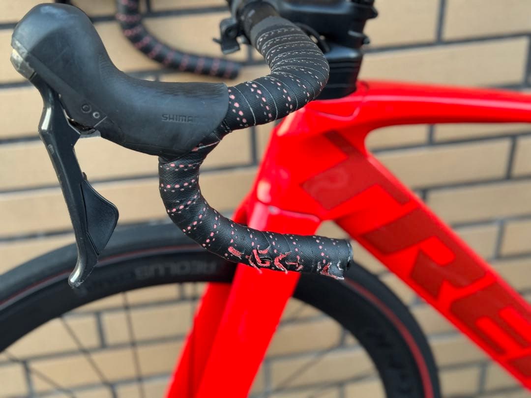 TREKトレック MADONE マドン SL6 DISC 2022