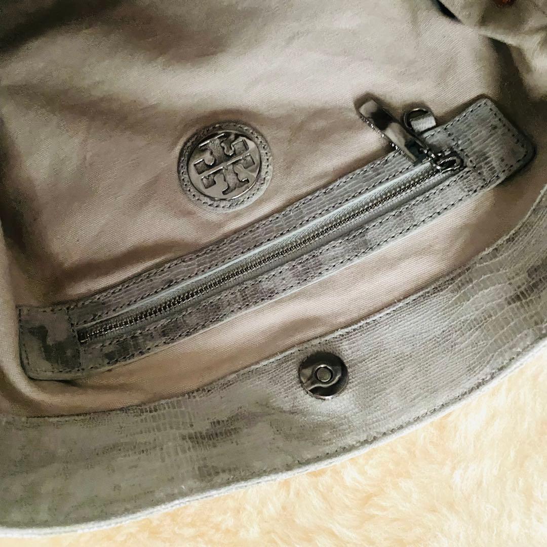 未使用❣️ TORY BURCH トリーバーチ ホーボーバッグ ライトグレー　袋付