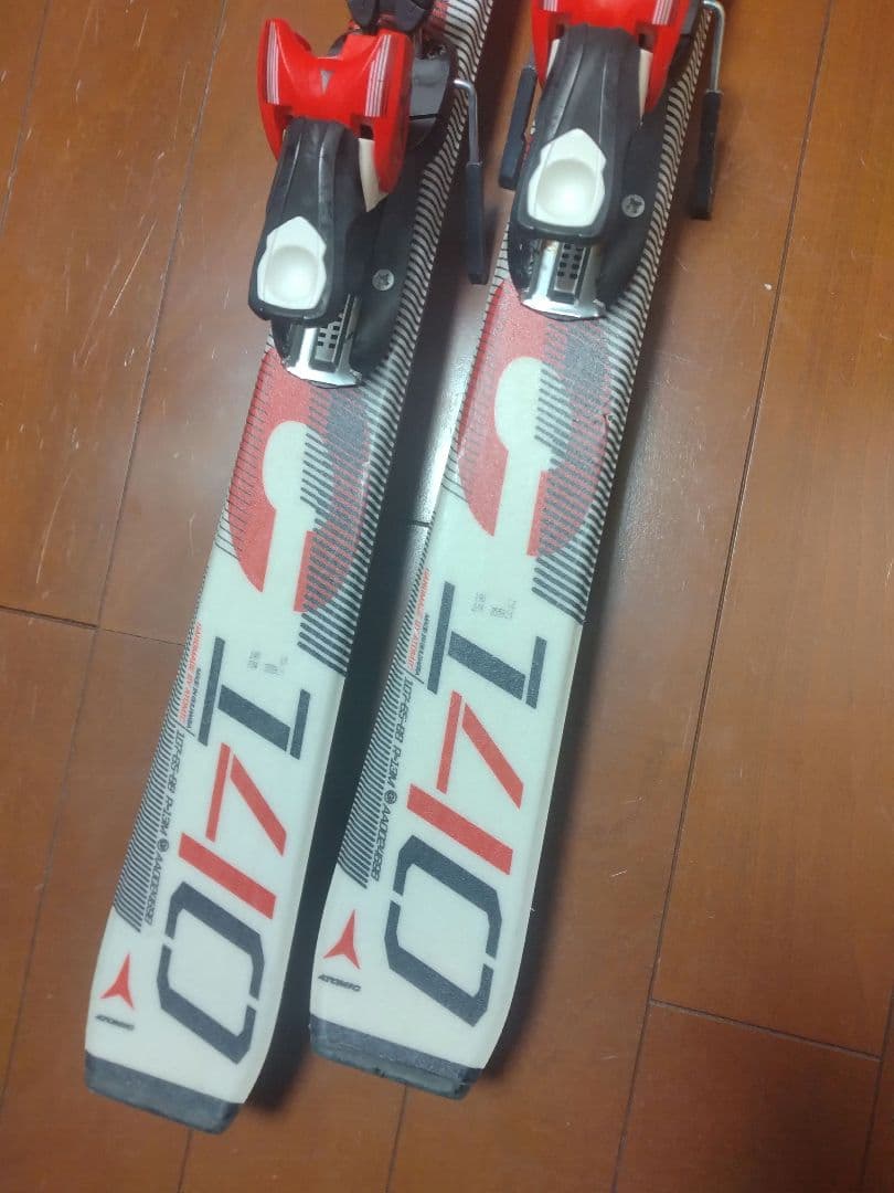 【状態良好☆】140cm　ATOMICスキー板セット♪　送料無料！
