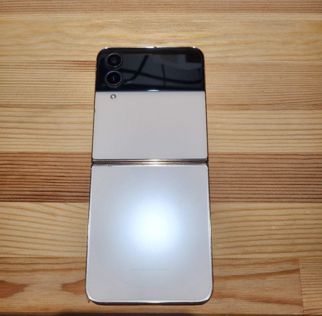 Galaxy Z Flip 4 5G 512GB SIM フリー
