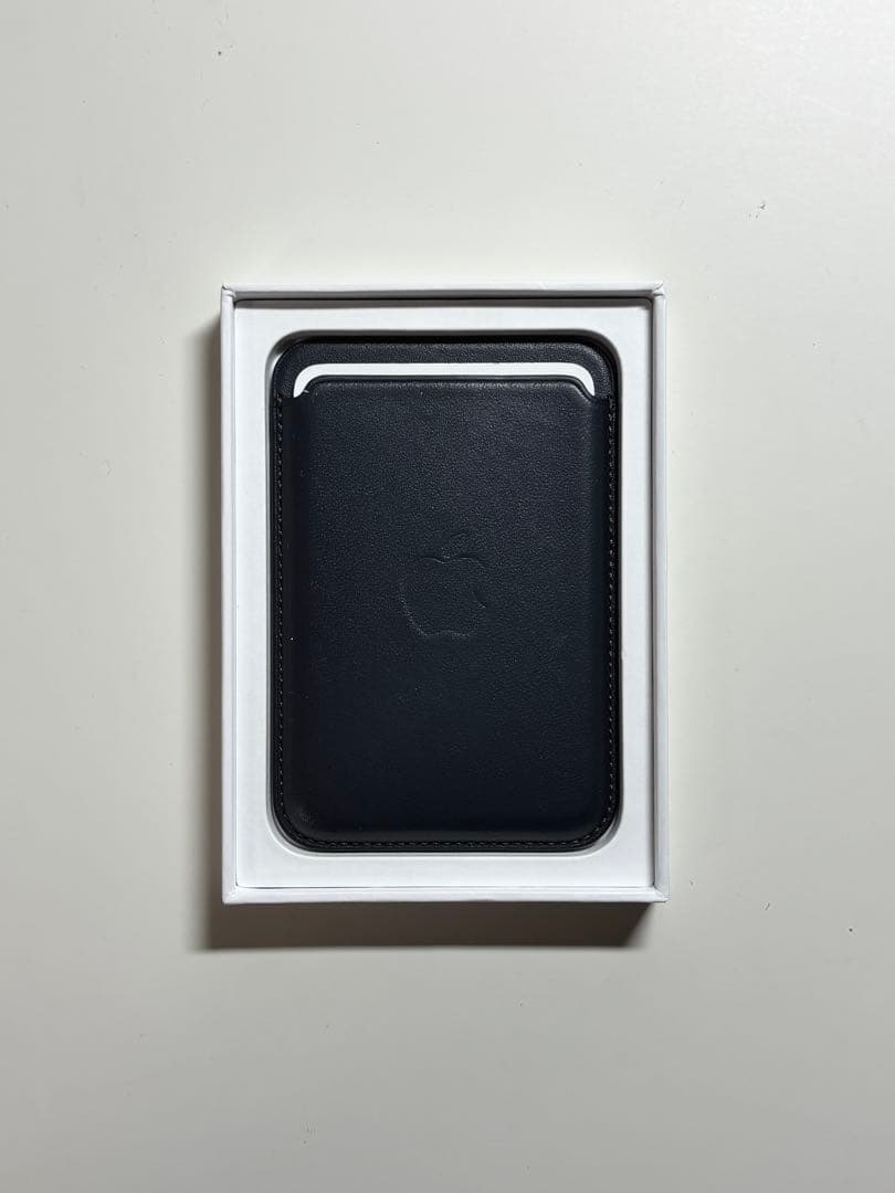 【美品】純正 MagSafe対応 iPhone レザーウォレット・ミッドナイトC