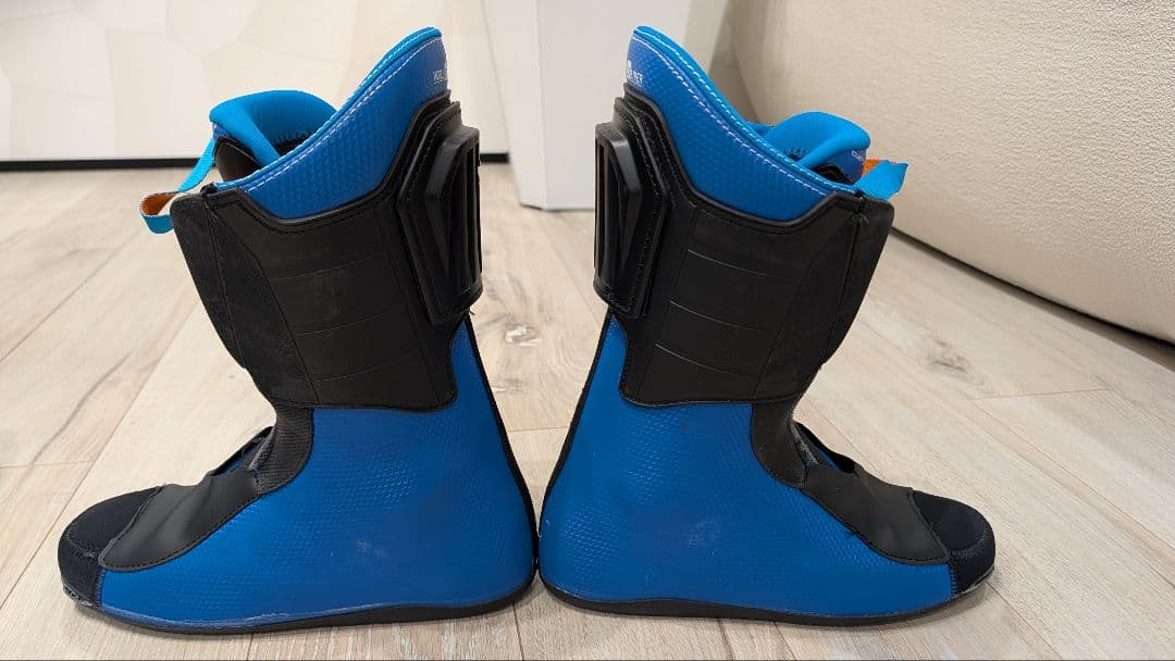 LANGE RS 130 スキーブーツ 26-26.5cm