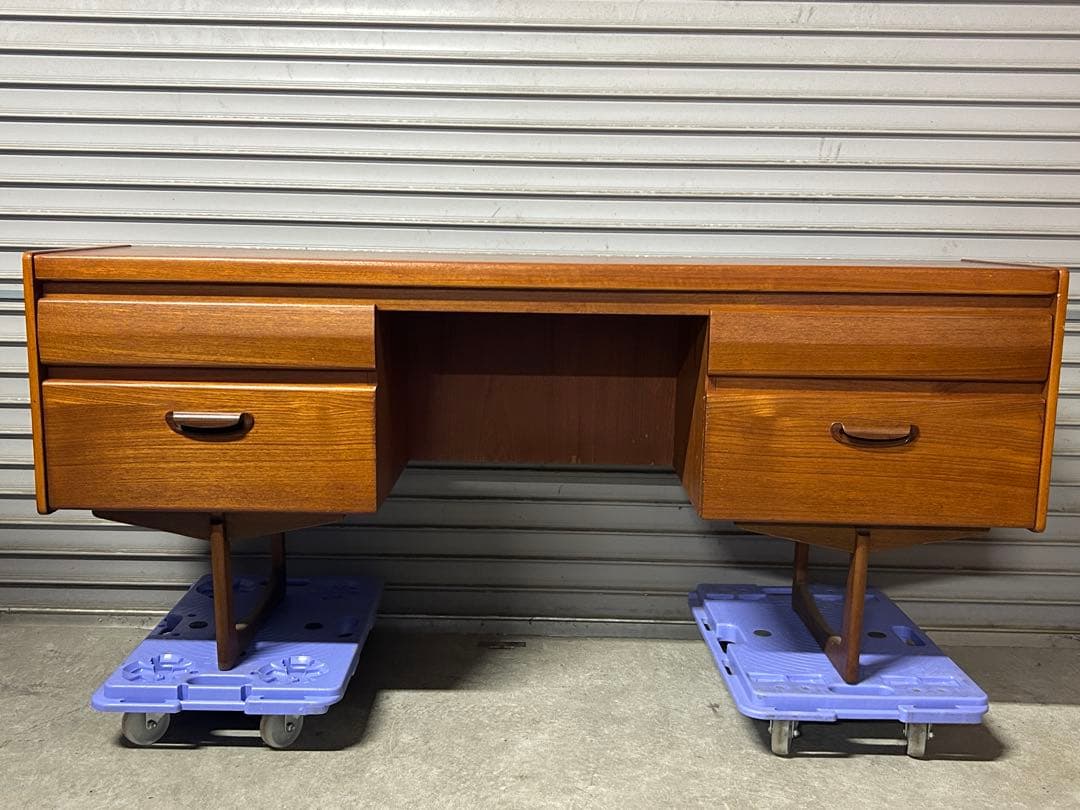 ☆GE206 北欧ヴィンテージ デスク　幅155.5　奥 41　高 67.5cm