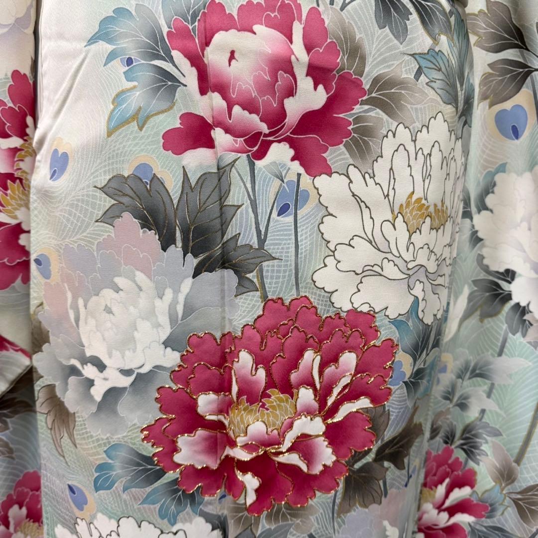 牡丹　孔雀の羽　駒刺繍　金彩　上品　逸品　フルセット　振袖　振り袖　※振袖のみ