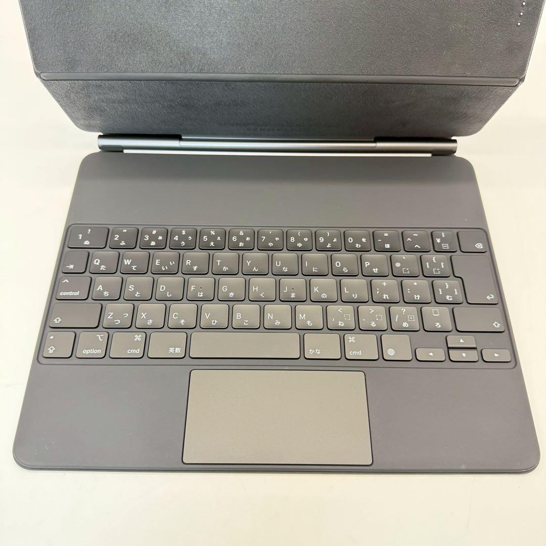 美品　Apple Magic Keyboard A2480　MJQK3J/A