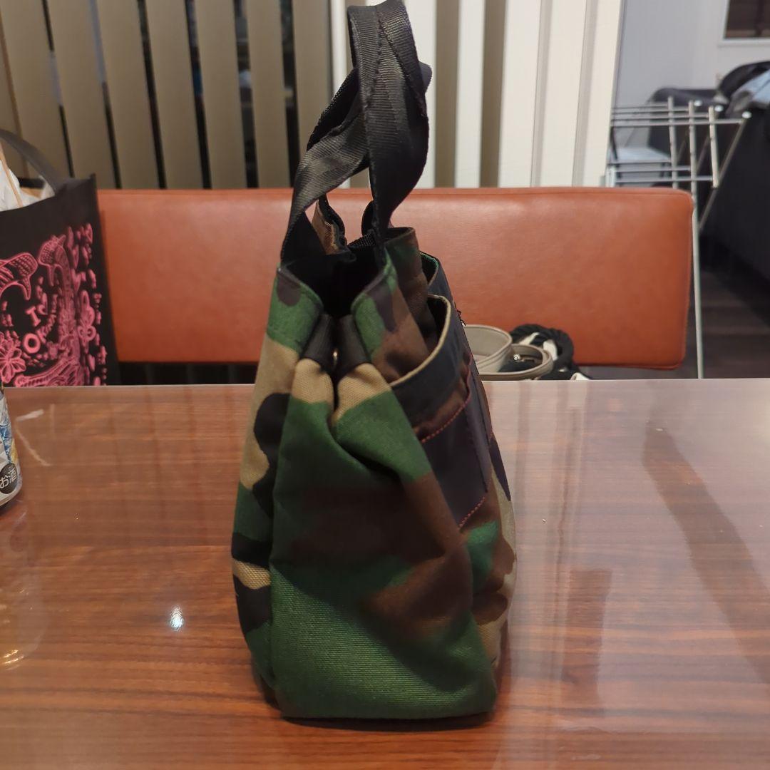か*け様 BRIEFING 迷彩柄 ラウンドバッグ