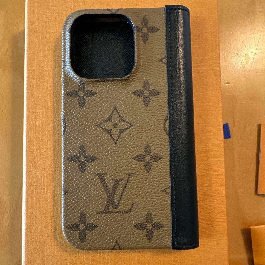 LOUIS VUITTON ルイヴィトン　手帳型iPhone14 PRO ケース