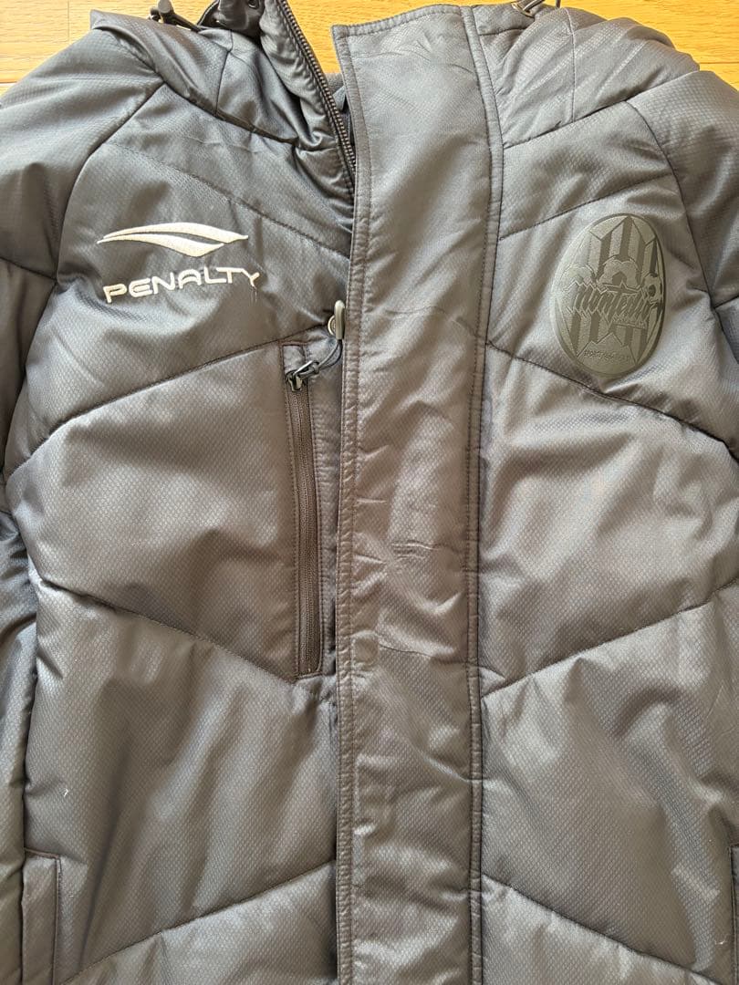 モンテディオ山形非売品PENALTY フード付きベンチコート 黒　期間限定出品