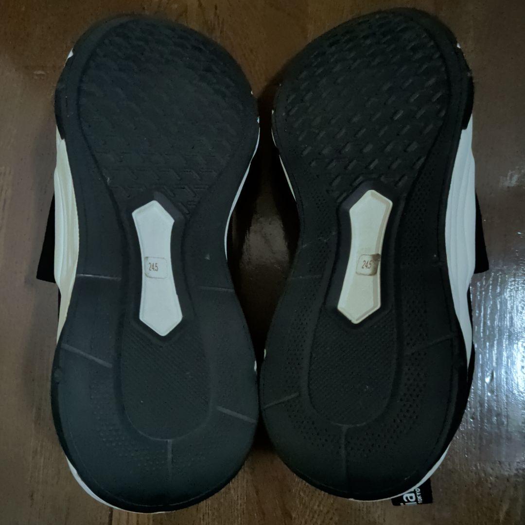 プラスダイアナ クリスタルバックル ニットソックススニーカー