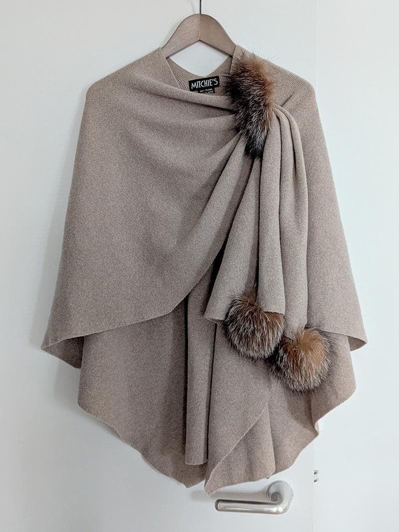 上質ウール100％ ファー付きケープ ポンチョ