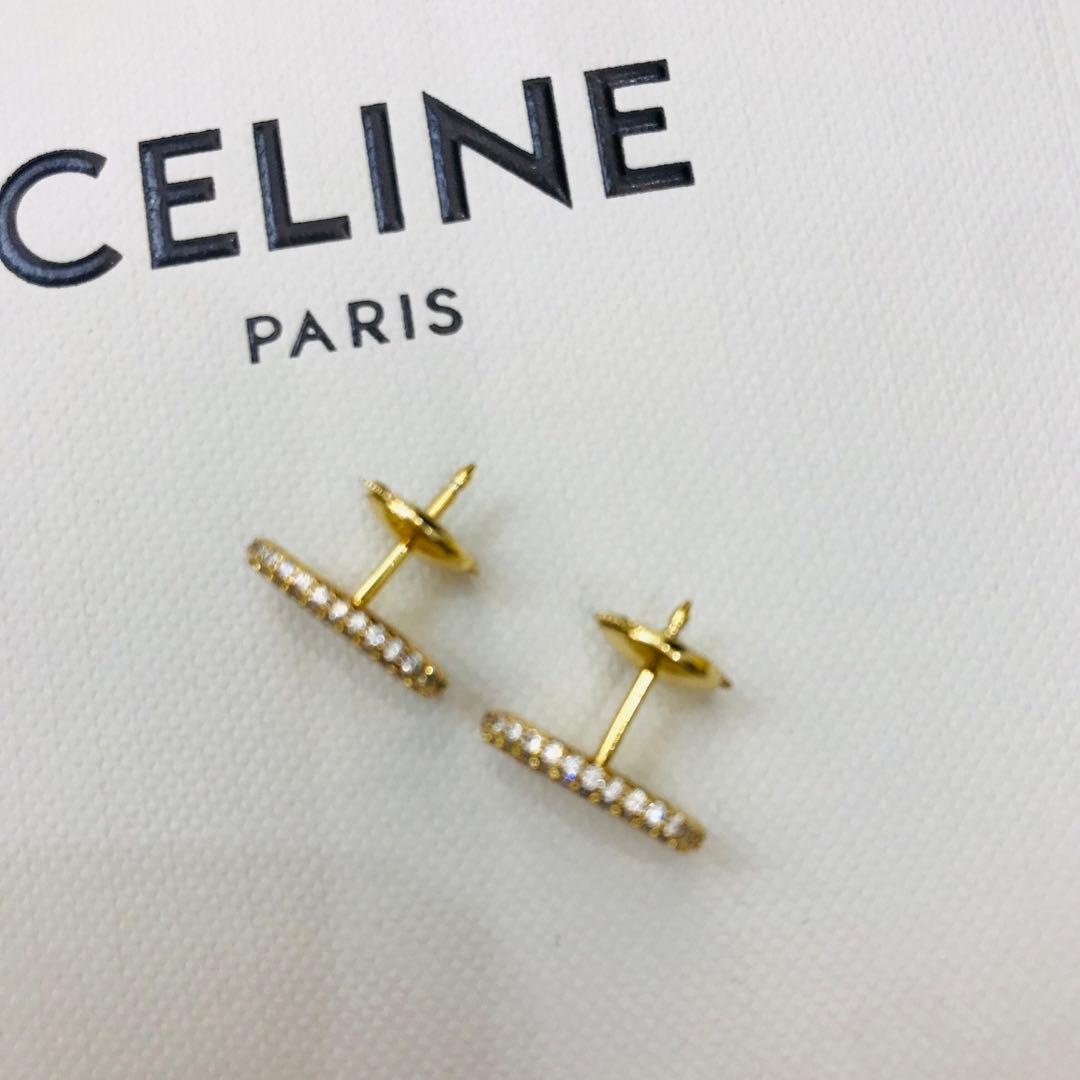 セリーヌ　ピアス　両耳