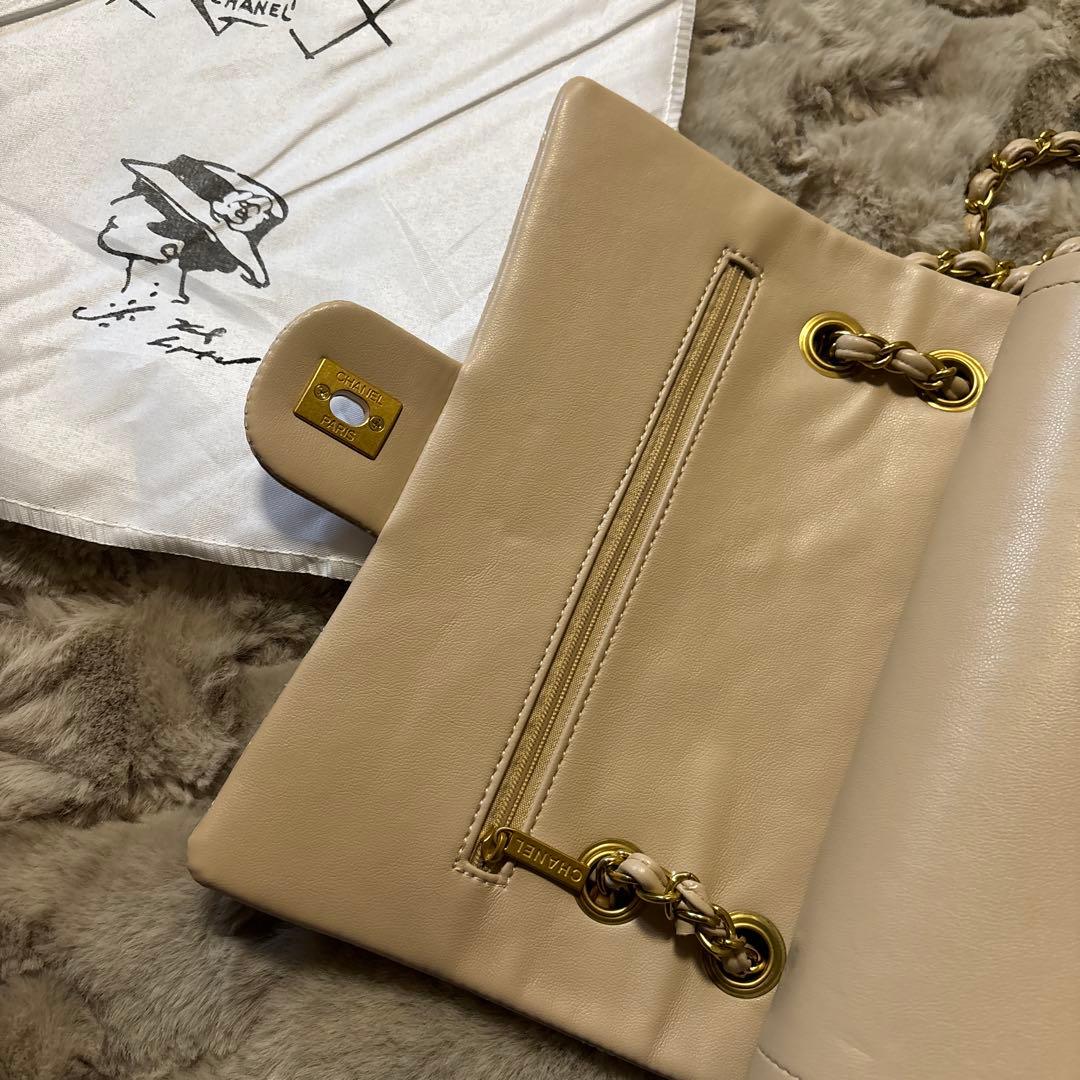 ショルダーバック　ノベルティ　ベージュ✖️ゴールド　カラー