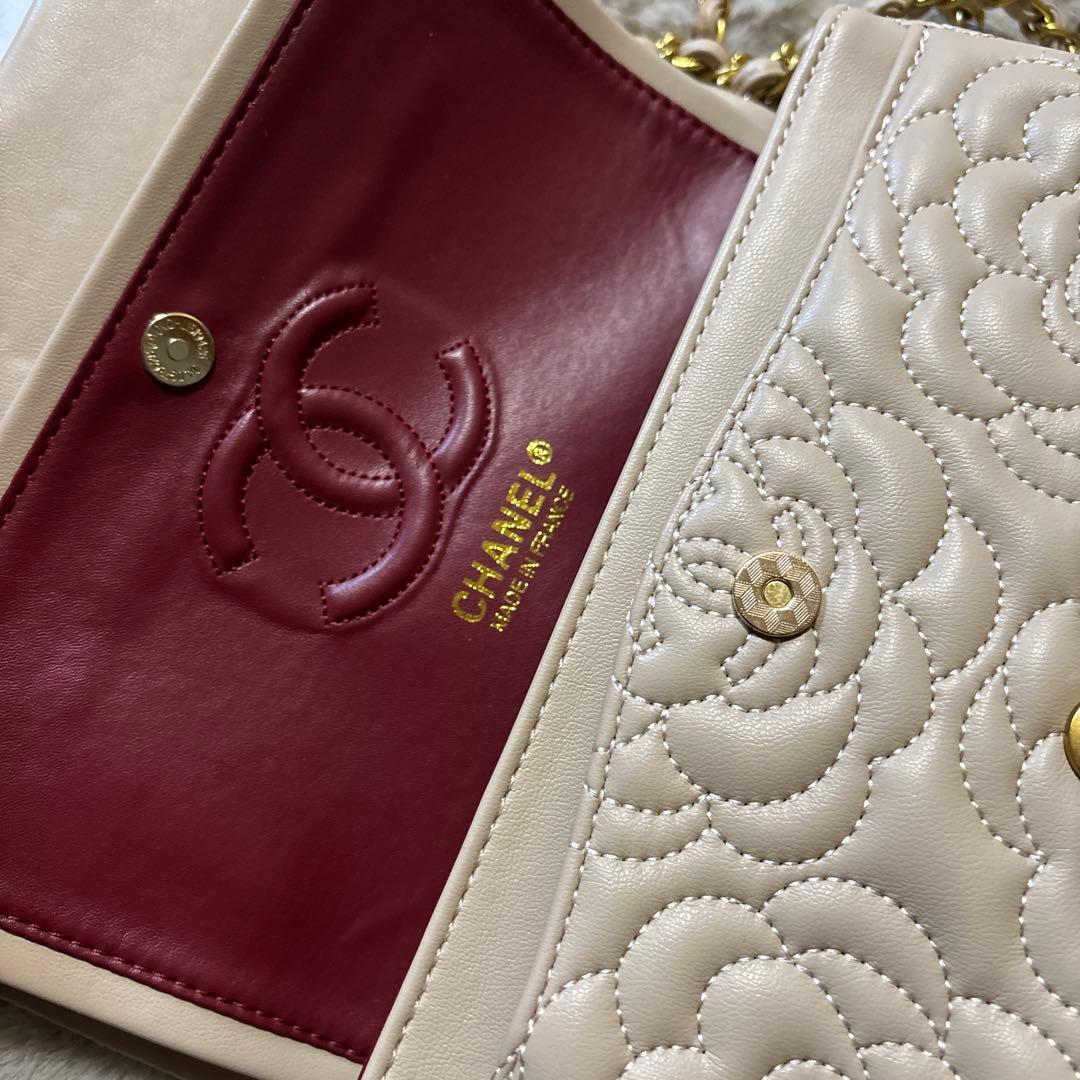 ショルダーバック　ノベルティ　ベージュ✖️ゴールド　カラー