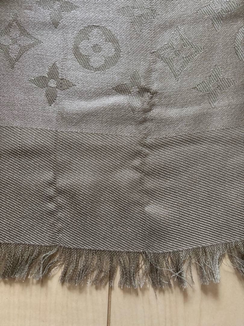 LOUIS VUITTON ・モノグラム グレージュ／グレー　大判ストール