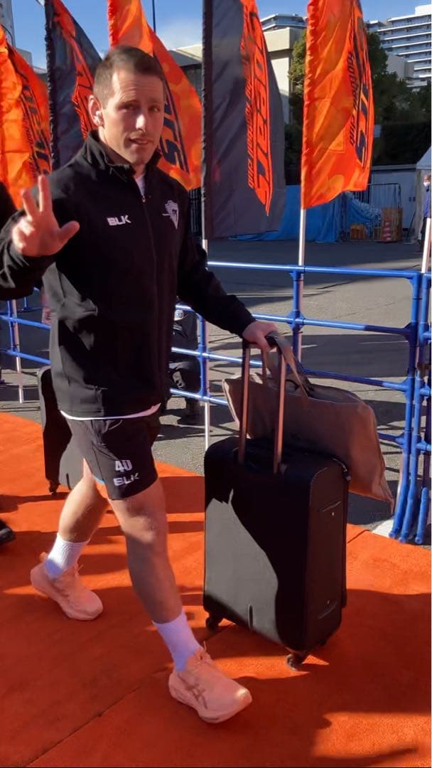 クボタスピアーズ　バーナード・フォーリー、マルコム・マークス　直筆サイン　シャツ