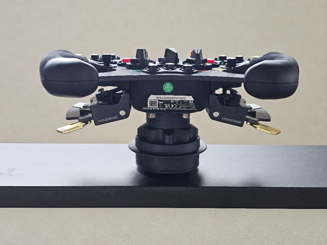 Fanatec Formula V2.5X + QR2 + APM セット