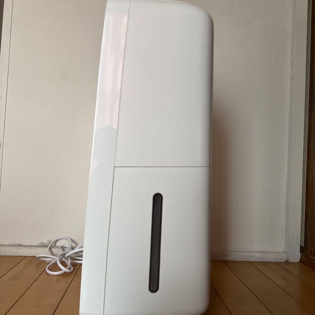 シャープ CV-N71-W 2022年製 衣類乾燥除湿機 箱付 SHARP