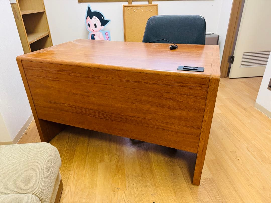 福岡発 テーブル 事務机 ブラウン系 収納 引き出し テーブル レトロ 家具調