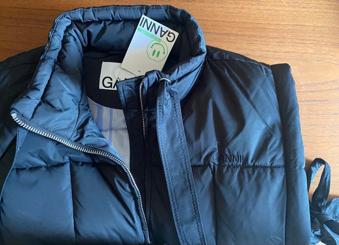GANNI パデッドベスト