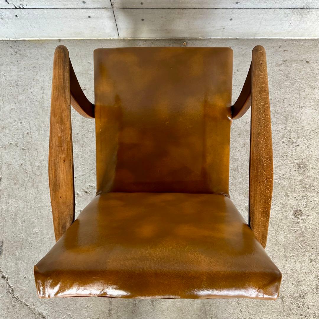 ✦1960〜1970✦PUレザー張り ラウンジチェア 木製脚　喫茶店　昭和レトロ
