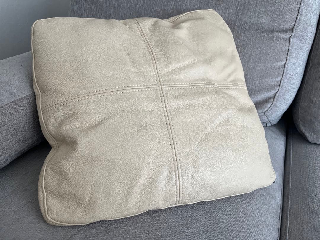 【値下げ】マスターウォール　本革クッション