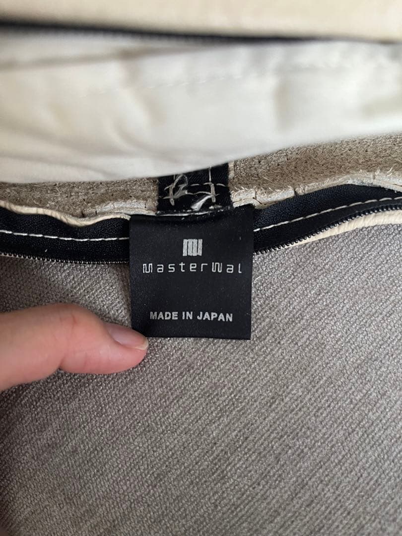 【値下げ】マスターウォール　本革クッション