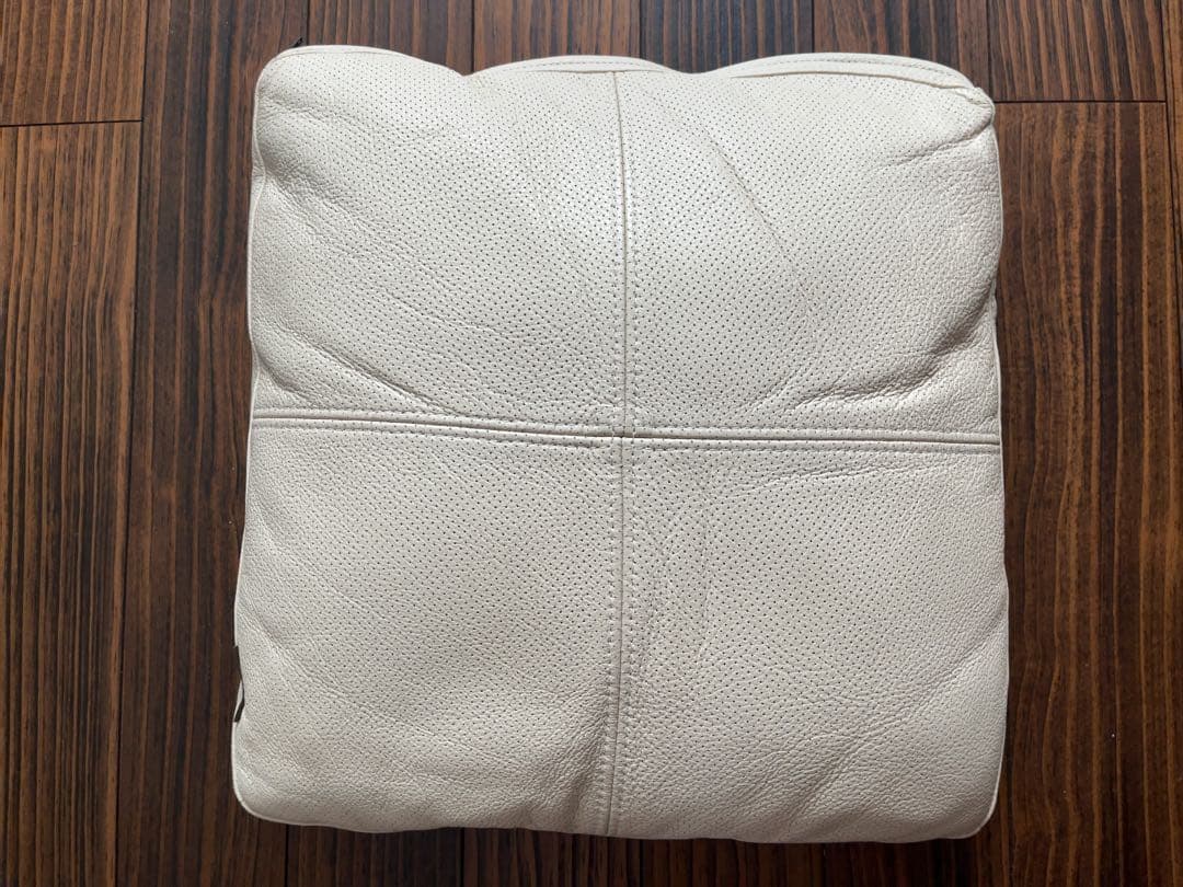 【値下げ】マスターウォール　本革クッション