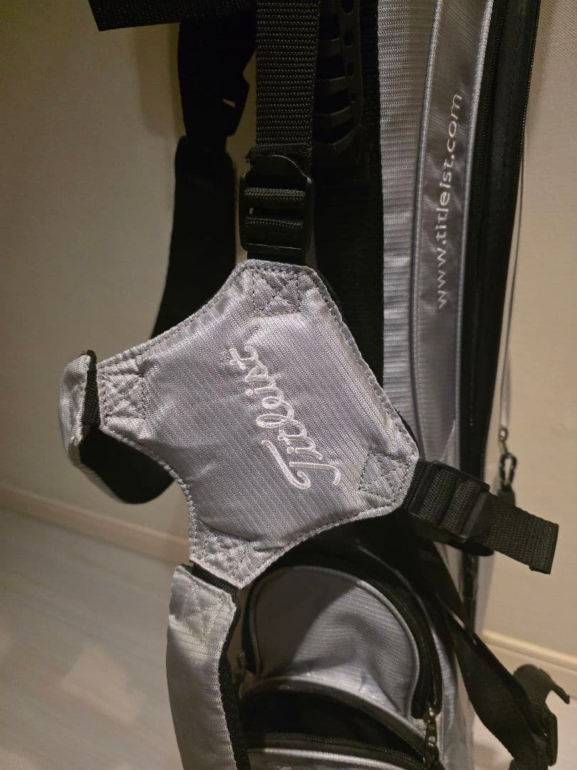Titleist シルバー ゴルフバッグ