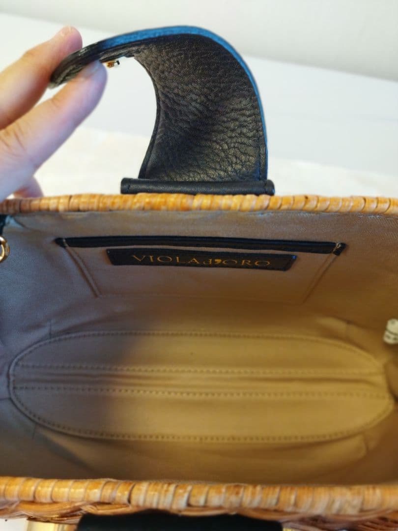 VIOLAd'ORO ヴィオラドーロ ラタン ミニショルダー V8130