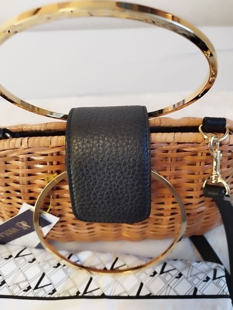 VIOLAd'ORO ヴィオラドーロ ラタン ミニショルダー V8130