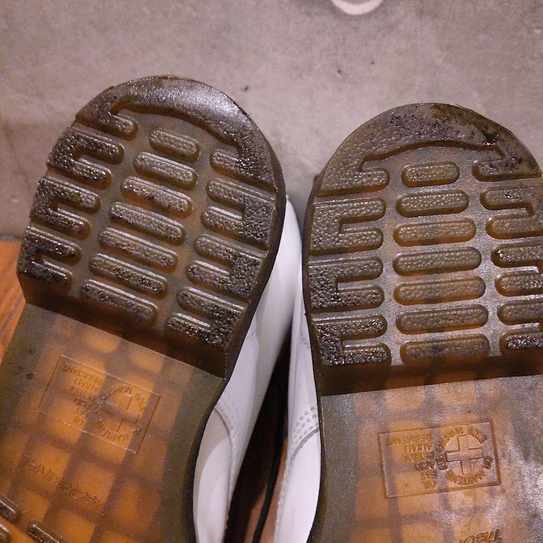 け*読様 Dr.Martin 8ホール 白 イエローステッチ UK9　美品