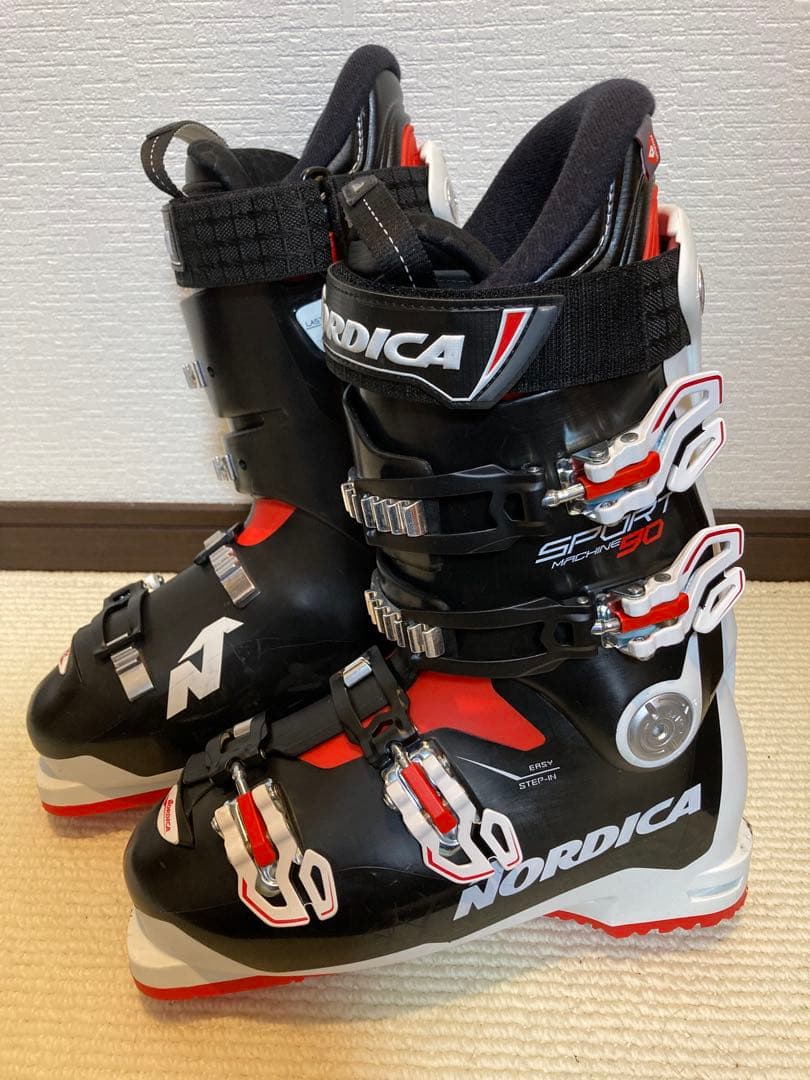 NORDICA SPORT MACHINE 90 25.5㎝