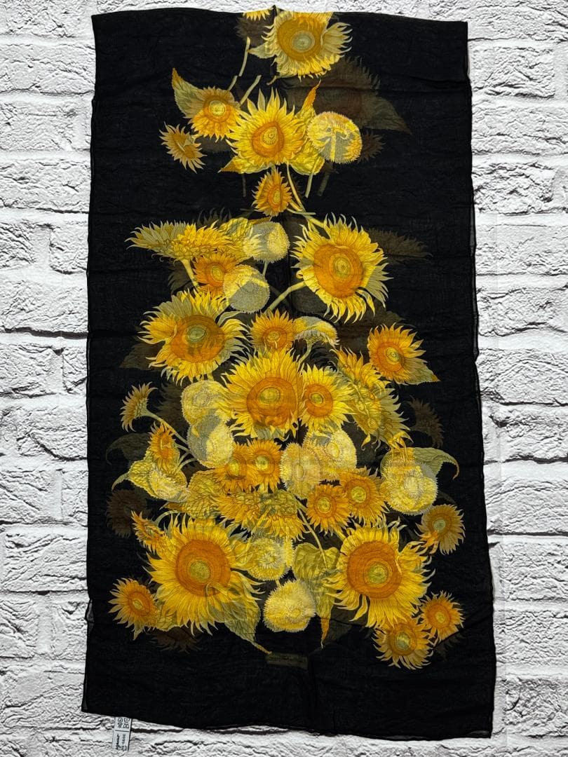 サルヴァトーレフェラガモ　シルク100％　ストール　ｗ2425-1023-①-③